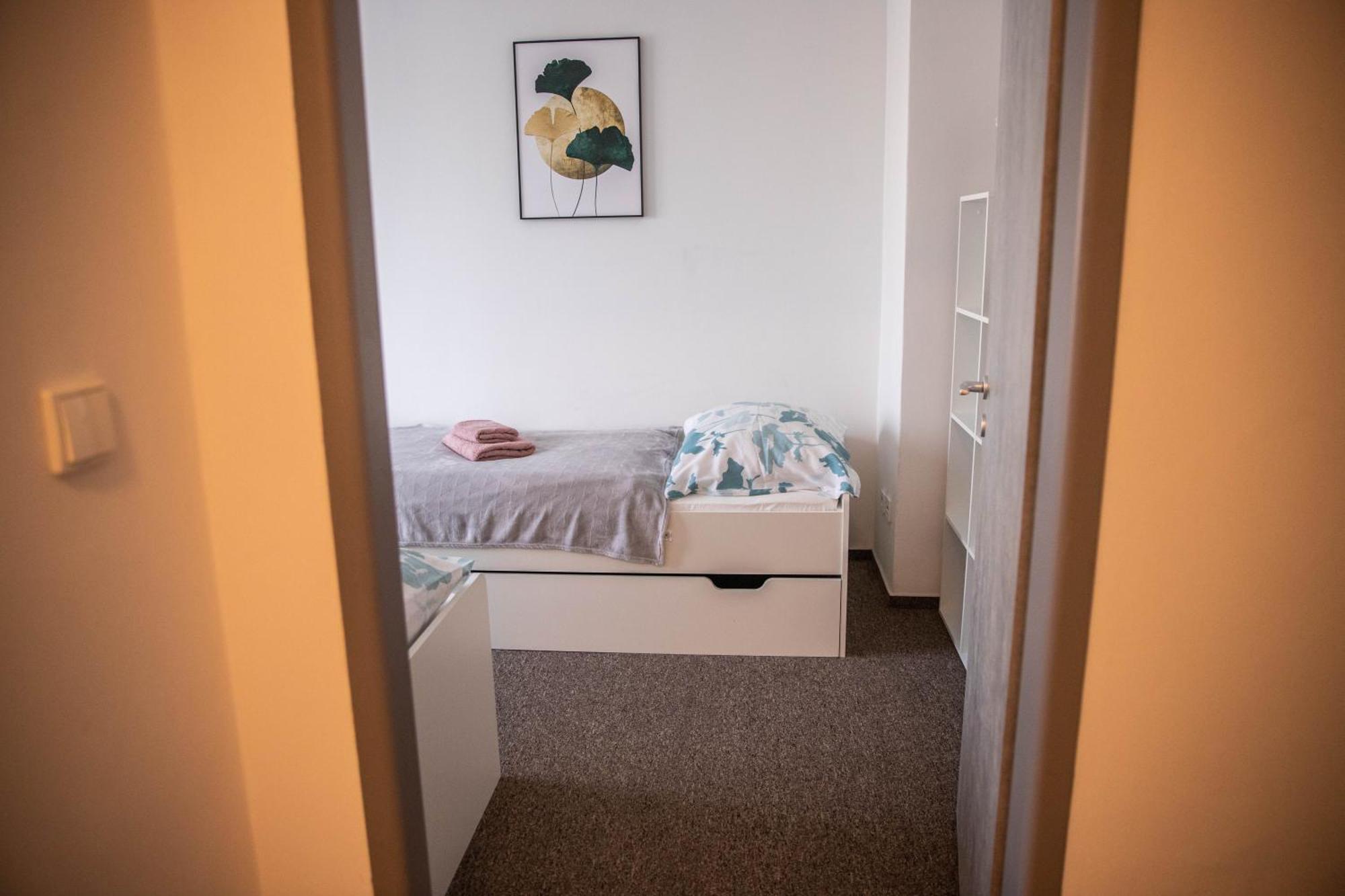 Prostorny Byt V Centru U Reky, 2 Loznice, Balkon Hradec Králové Zewnętrze zdjęcie